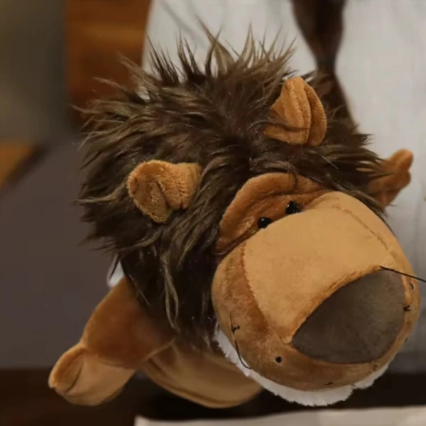 Plyšový maňásek na ruku Lev hnědý  27 cm